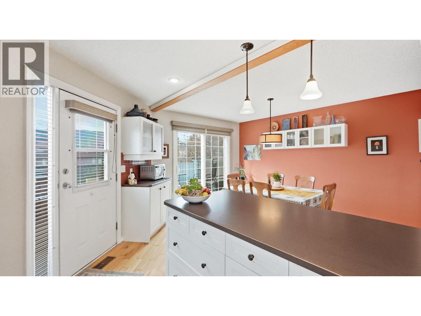  381 Norton Street, Penticton