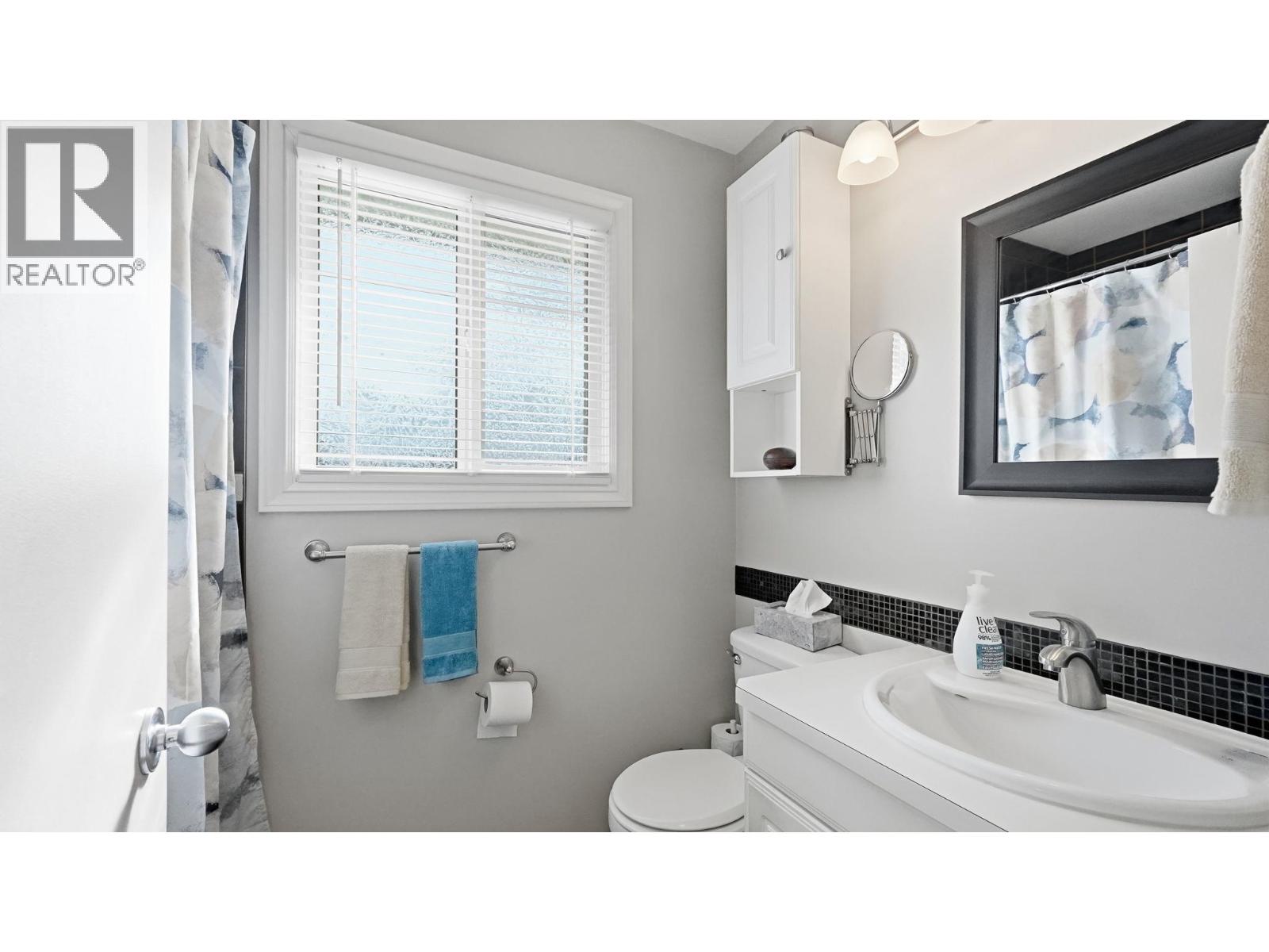  381 Norton Street, Penticton