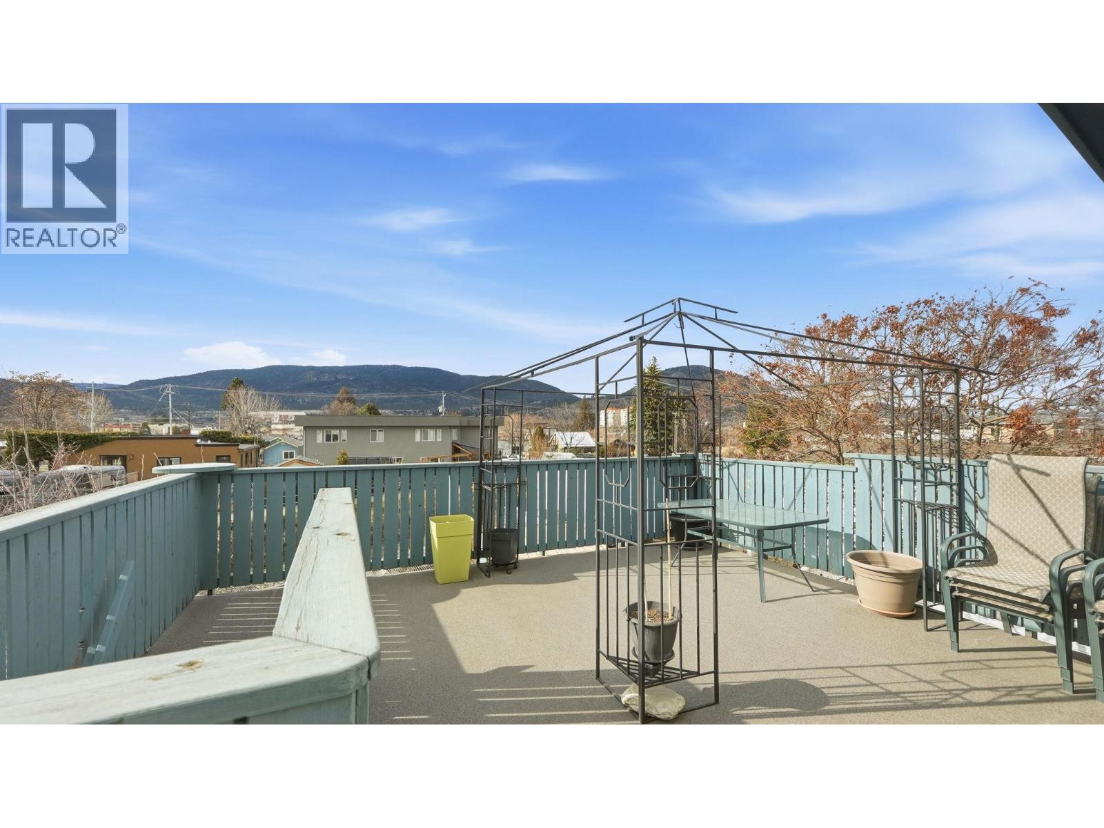  381 Norton Street, Penticton