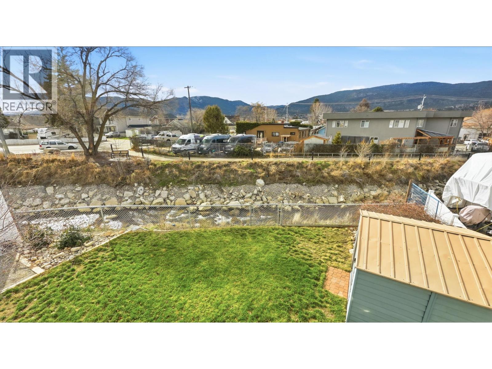  381 Norton Street, Penticton