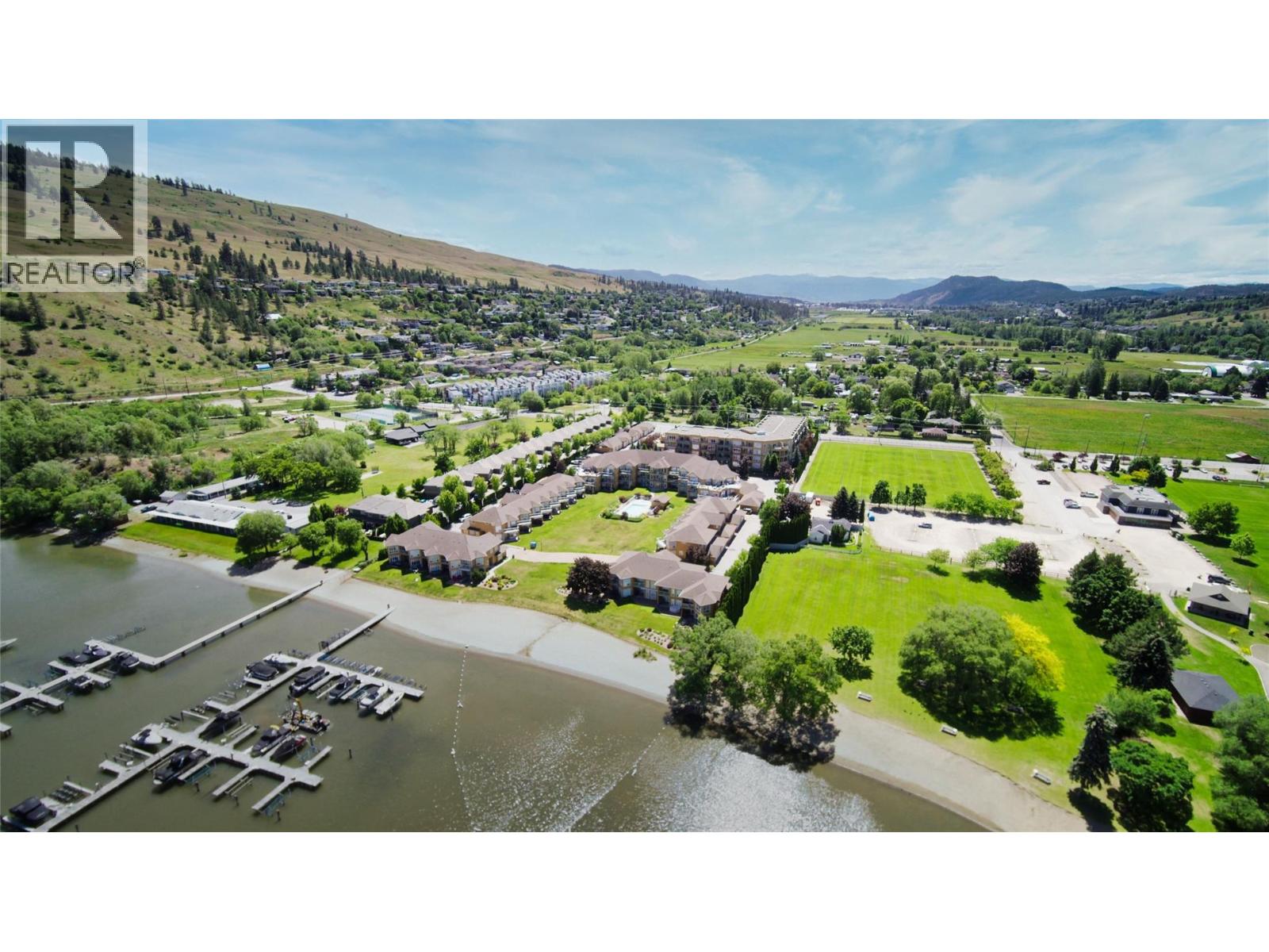 401 3550 Woodsdale Road, Lake Country