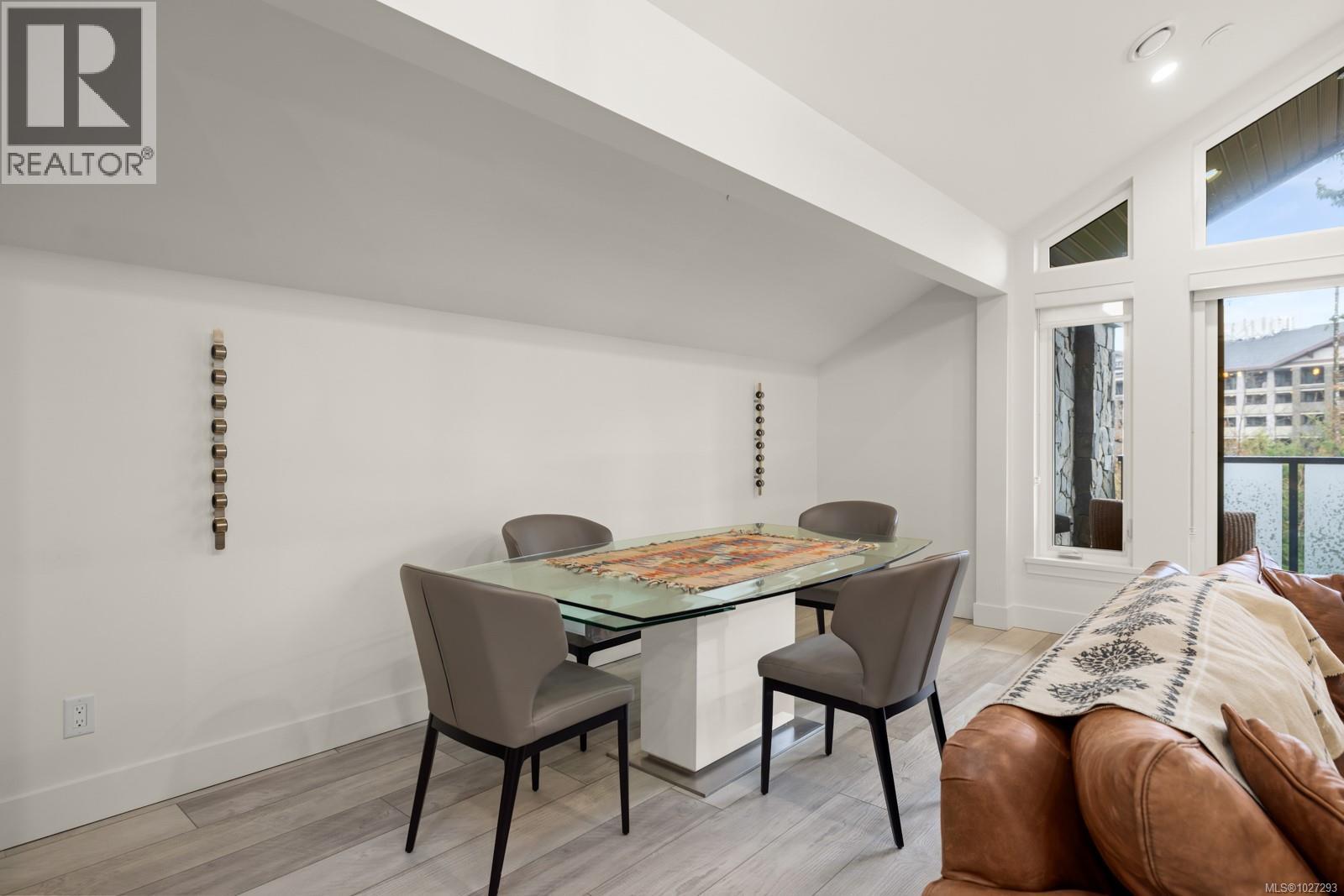 #201 2045 COUNTRY CLUB WAY - 12