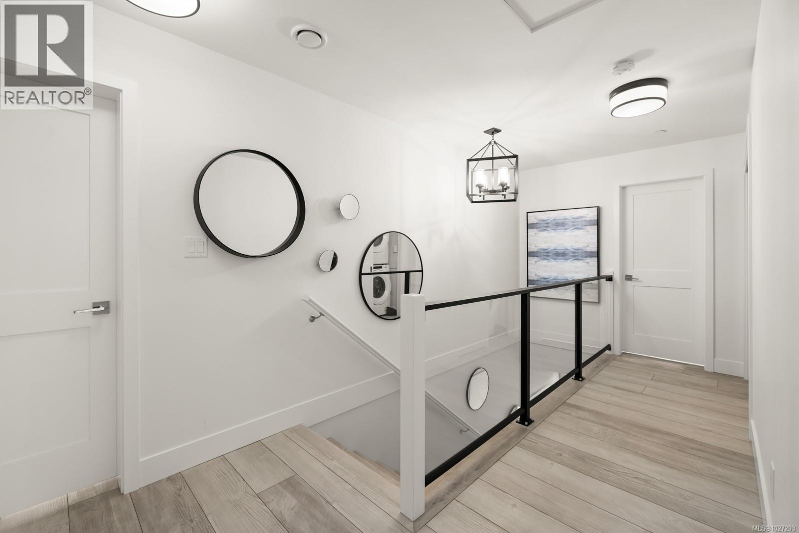 #201 2045 COUNTRY CLUB WAY - 30