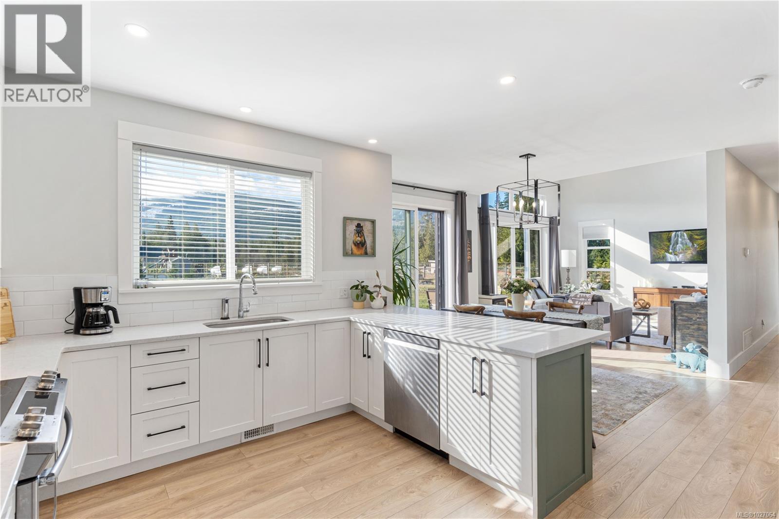 3770 Tralee Rd - Photo 5 of 51, Qualicum Beach, British Columbia