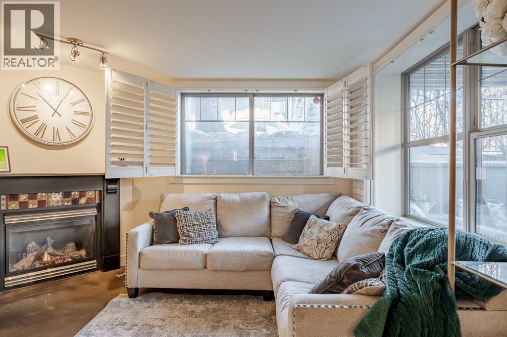 Single Family House for Sale in   A Street SW Altadore Calgary 