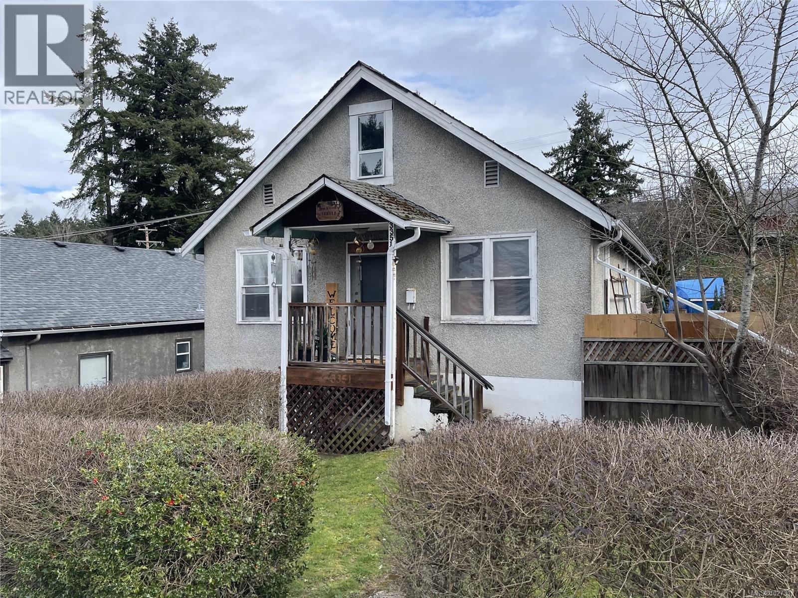 3351 4th Ave - 1