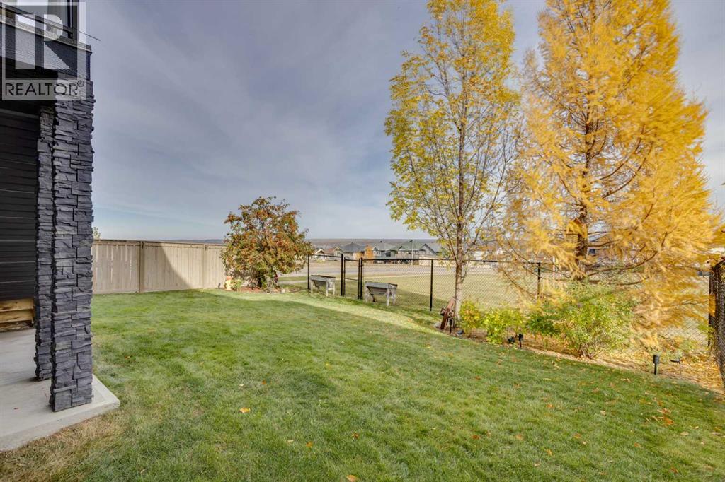 208 Sparrow Hawk Drive, Fort McMurray