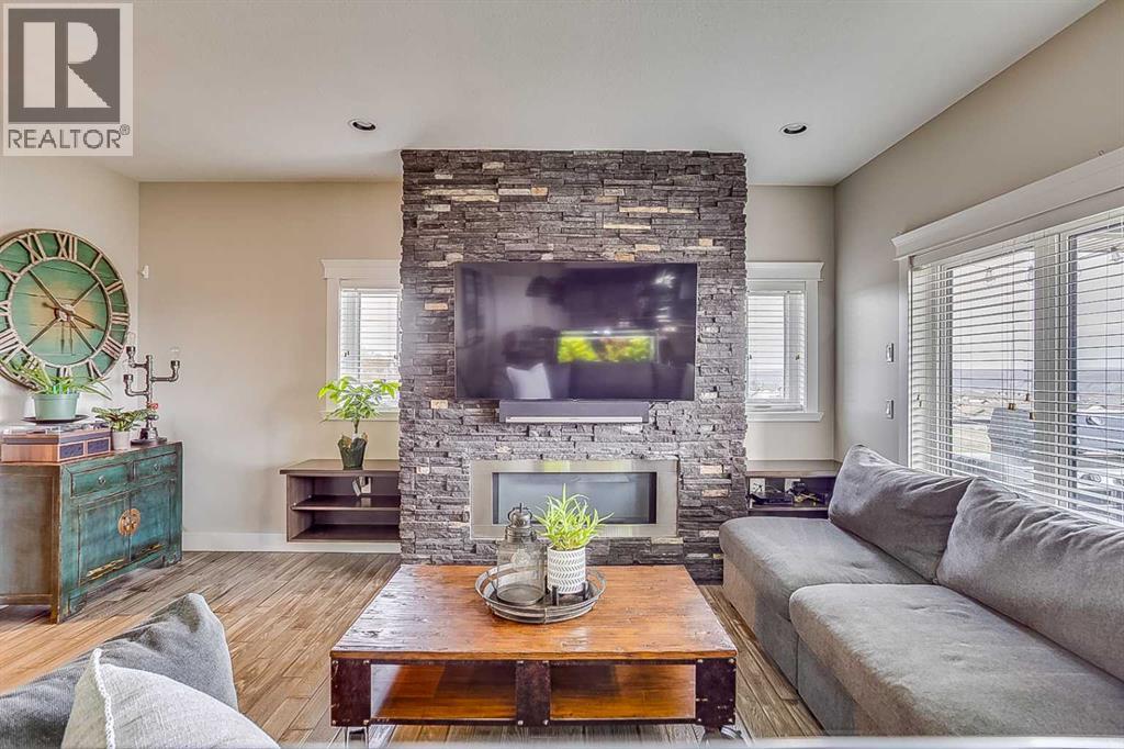 208 Sparrow Hawk Drive, Fort McMurray