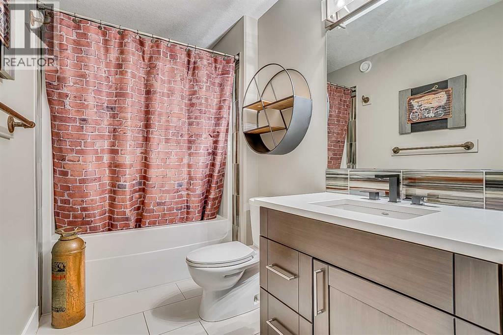 208 Sparrow Hawk Drive, Fort McMurray