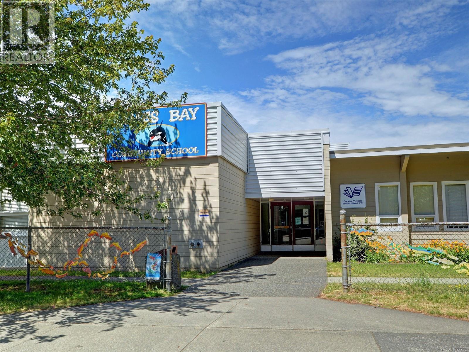 106 119 Ladysmith Street, Victoria