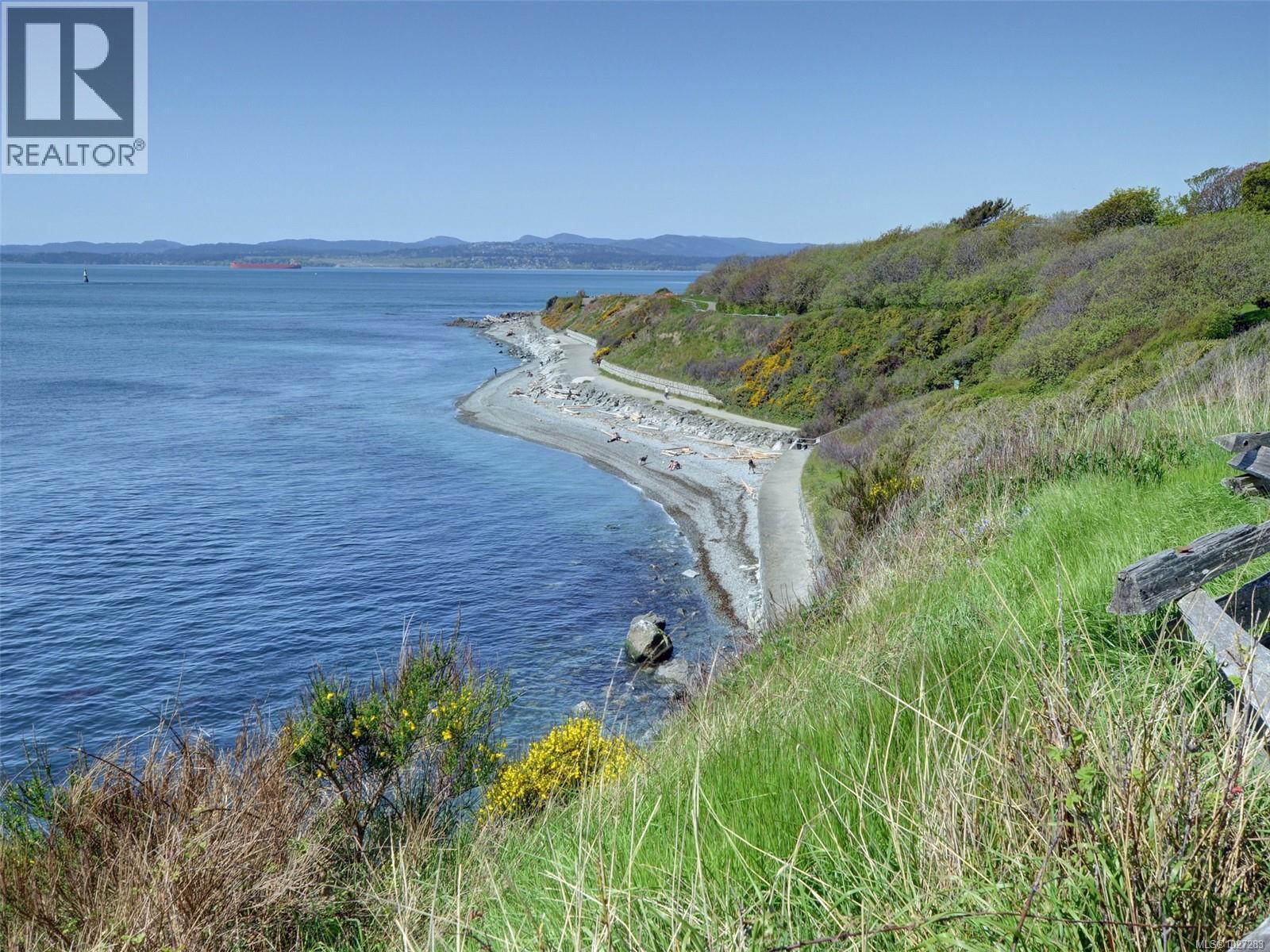 106 119 Ladysmith Street, Victoria