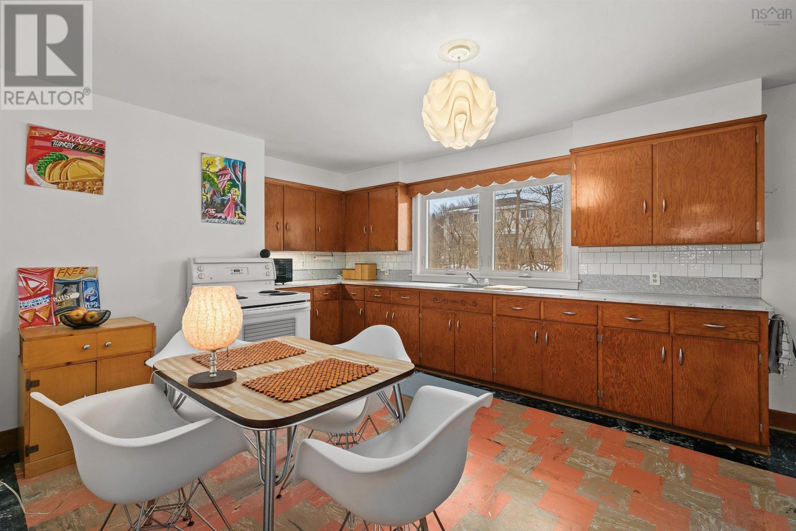 Property 14 of 33 of 26 Penhorn Drive