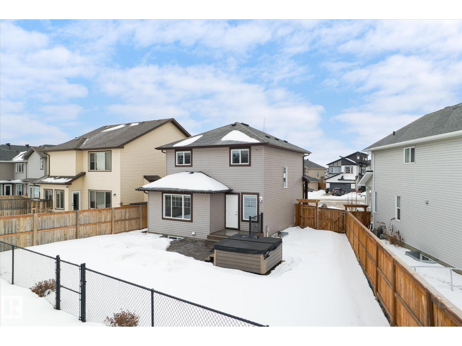 35 Elm ST - Photo 5 of 61, Fort Saskatchewan, Alberta