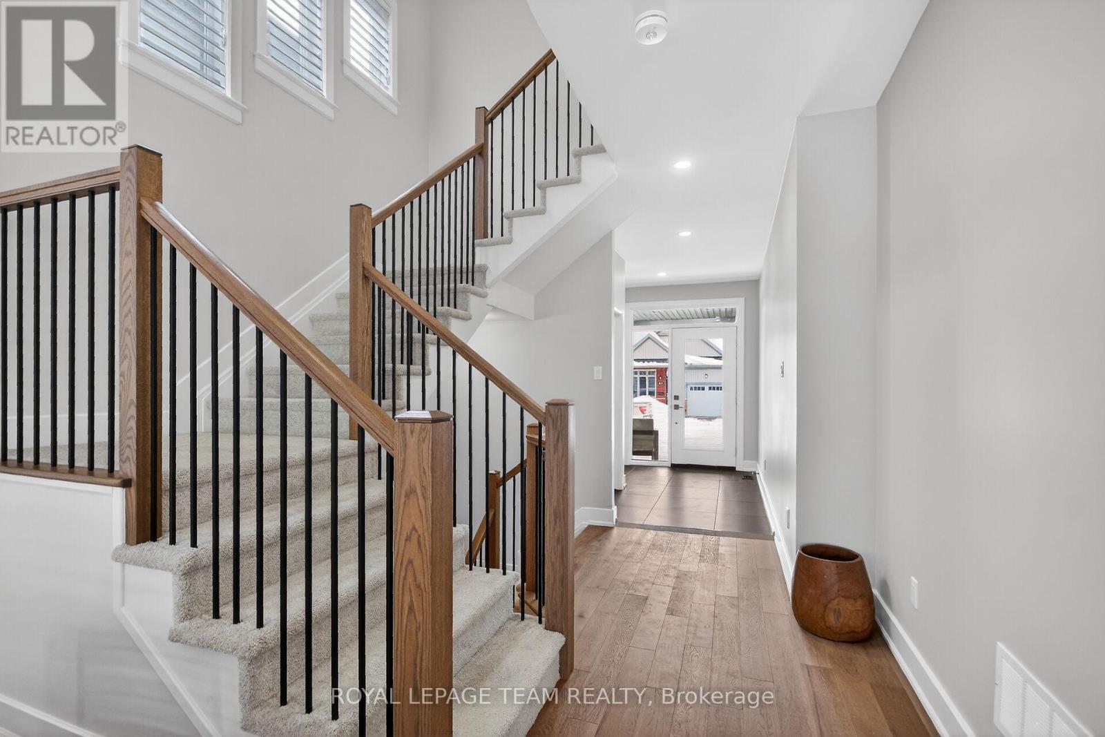 988 BECKTON HEIGHTS - 28