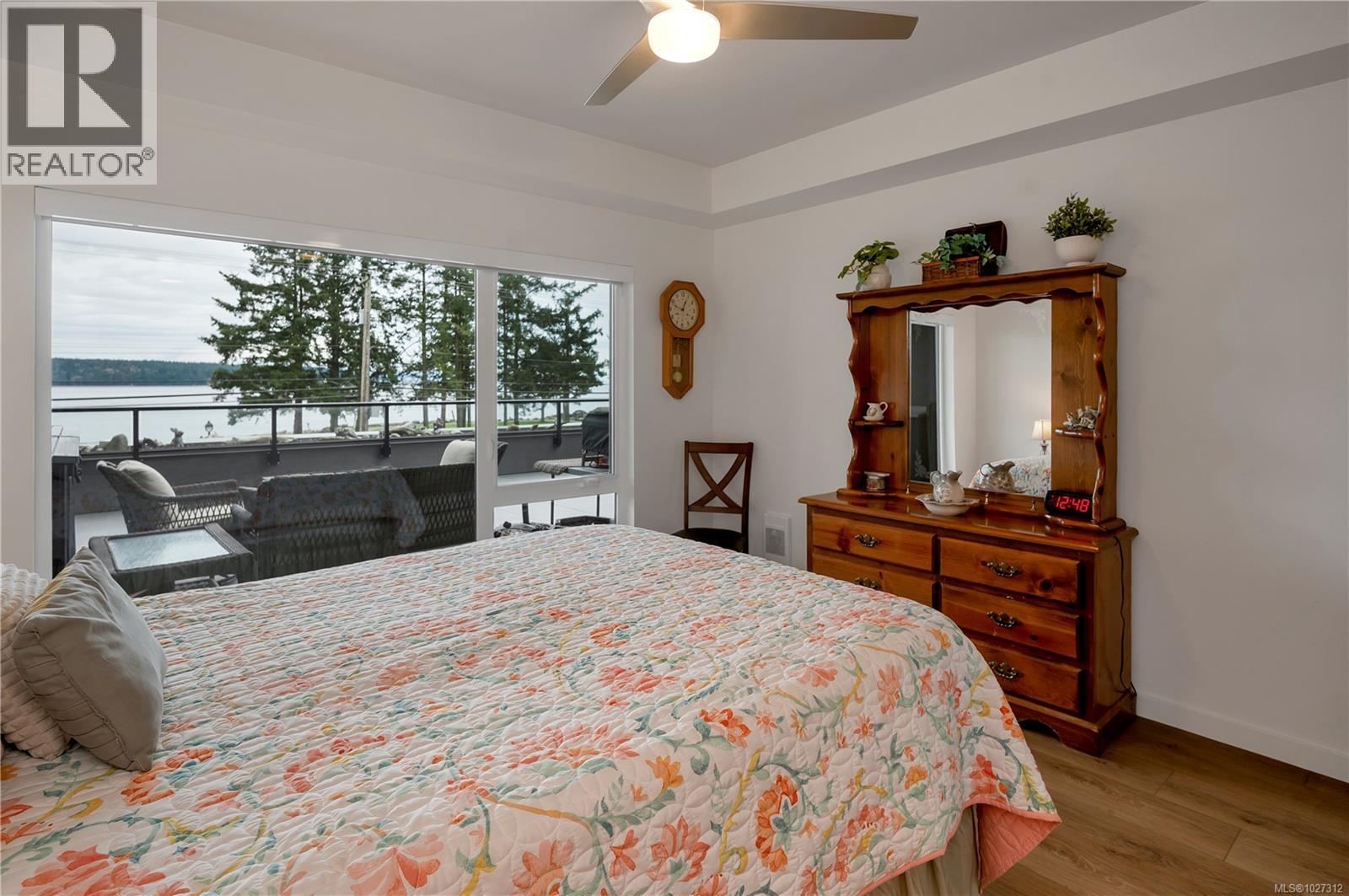 #204 684 ISLAND HWY S - 13