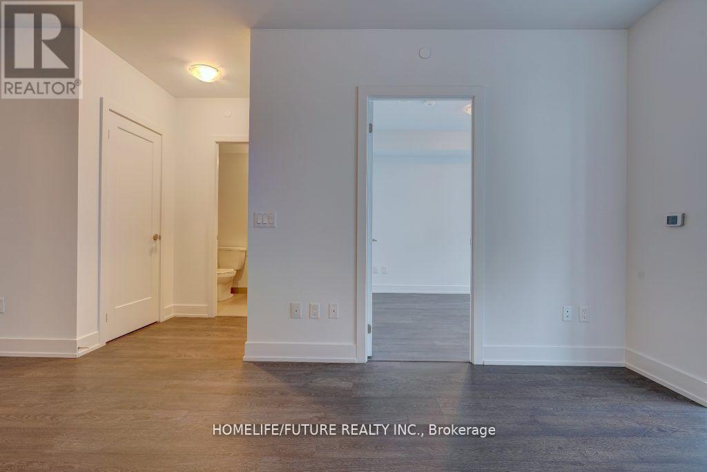 #1912 2550 SIMCOE STREET N - 22