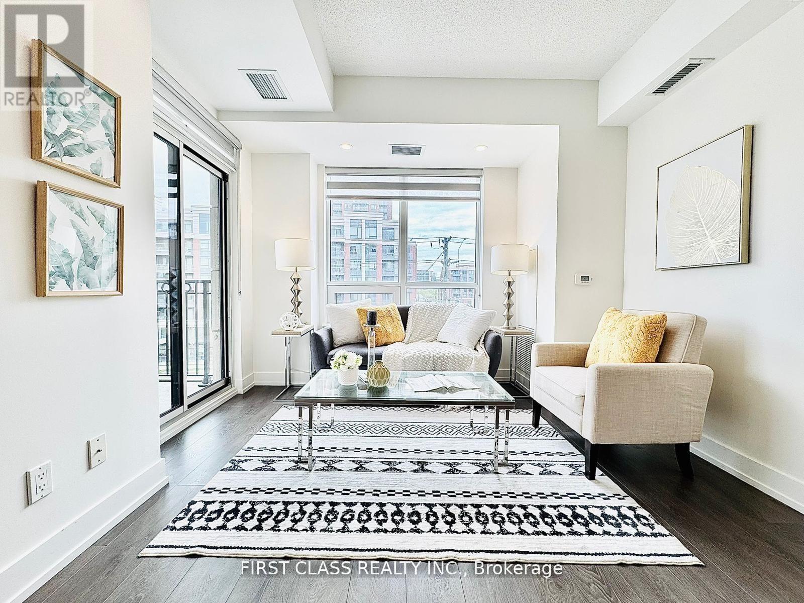 #511W 268 BUCHANAN DRIVE - 8