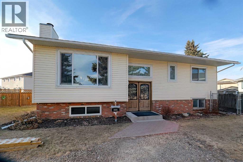 408 Madison Drive - Photo 2 of 50, Irricana, Alberta