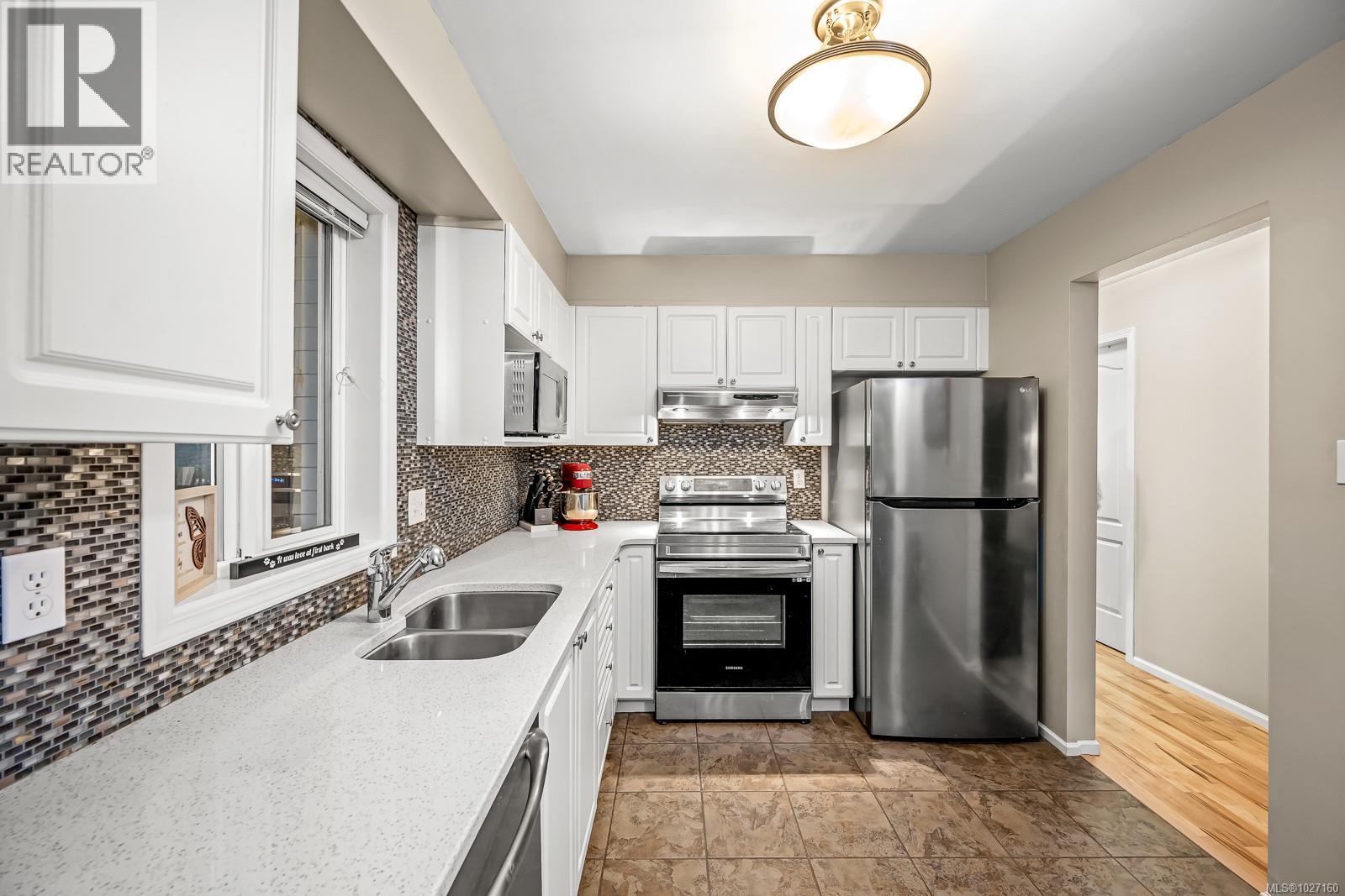 107 440 SCHLEY Pl, Qualicum Beach