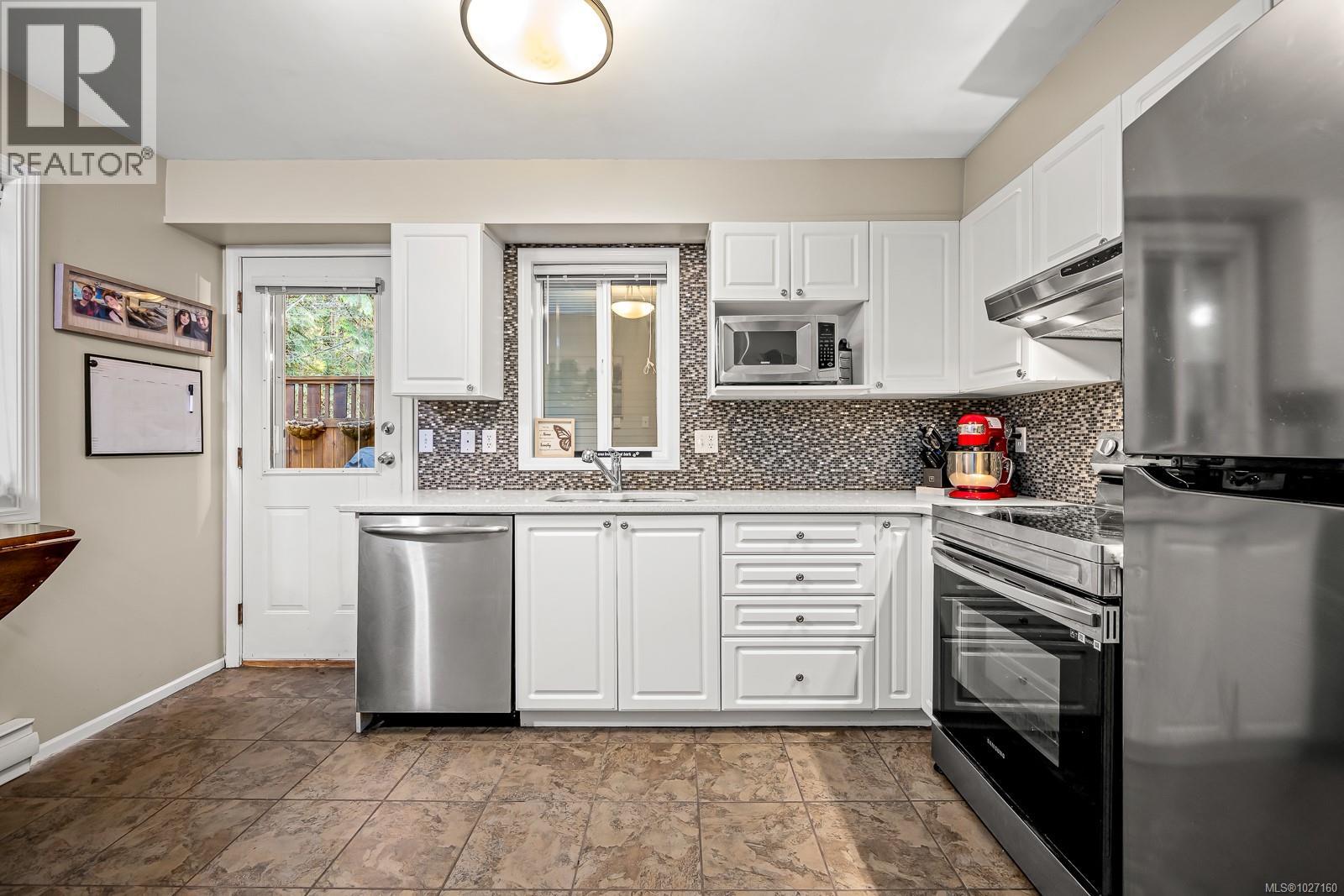 107 440 SCHLEY Pl, Qualicum Beach