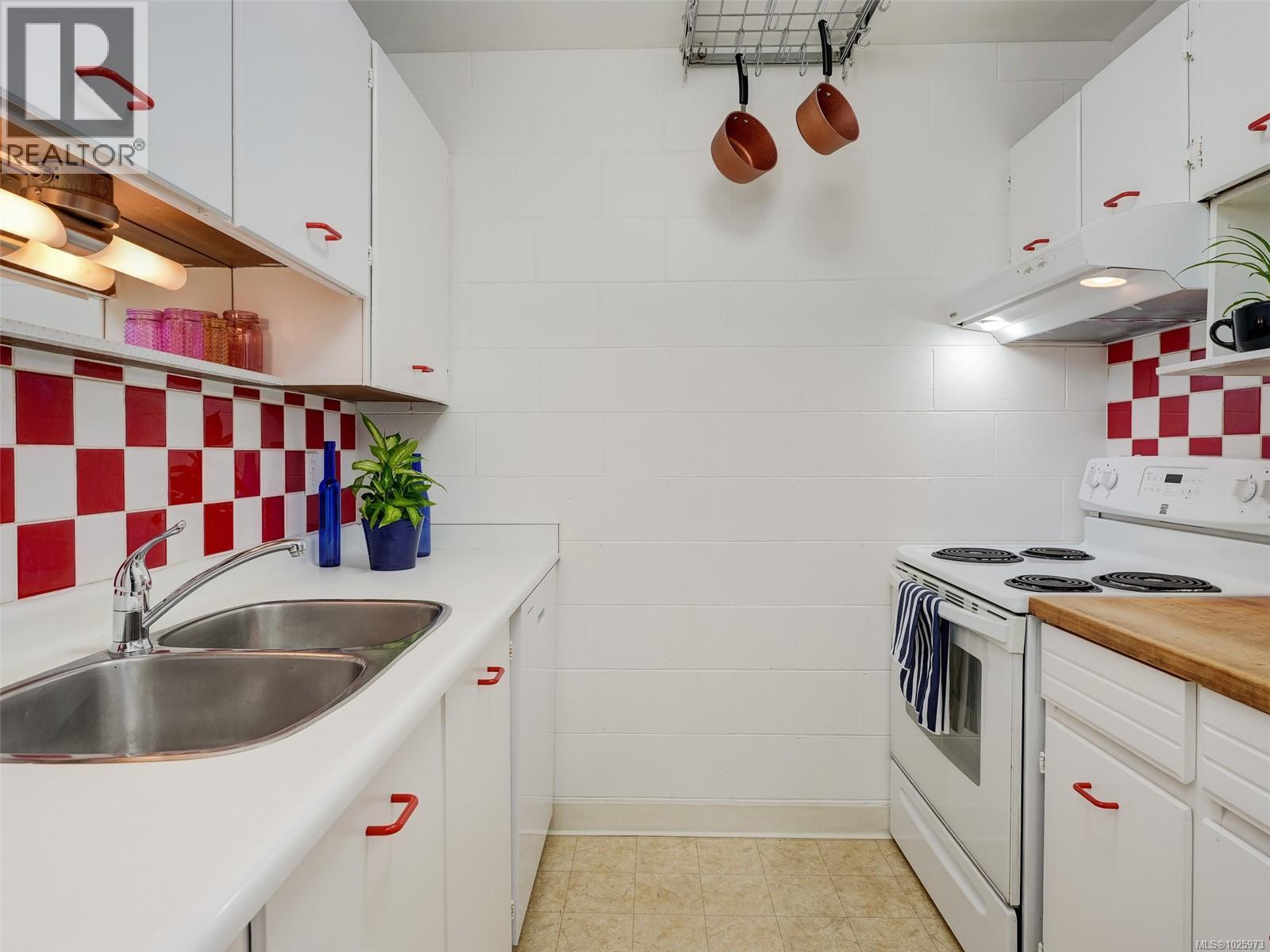  1541 North Dairy Road, Victoria