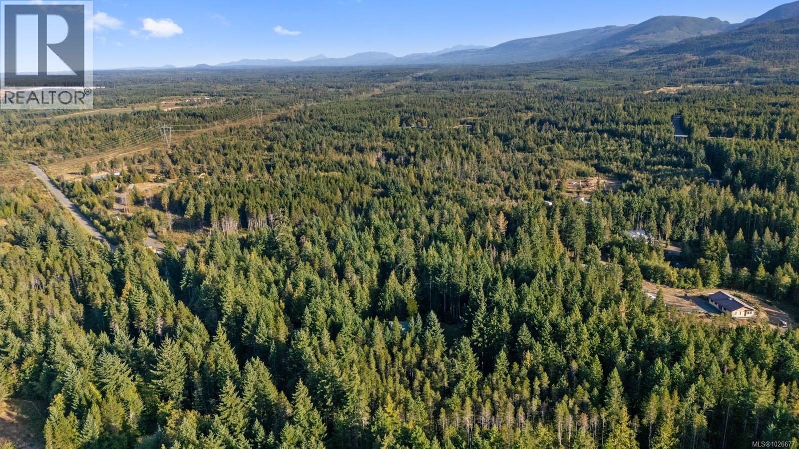 900 Spider Lake Rd, Qualicum Beach