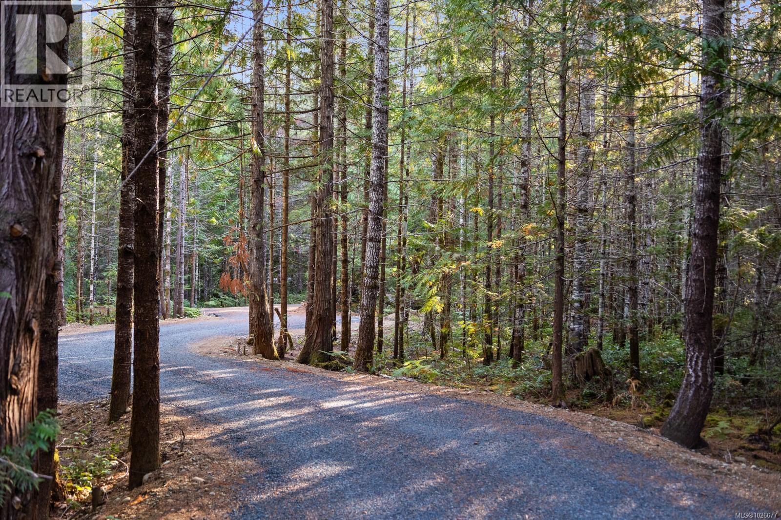 900 Spider Lake Rd, Qualicum Beach