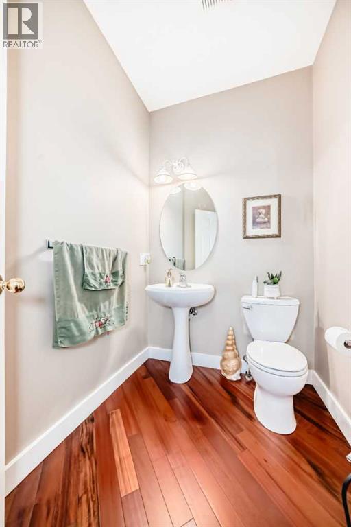 Single Family House for Sale in  Coral Keys Place NE Coral Springs Calgary 