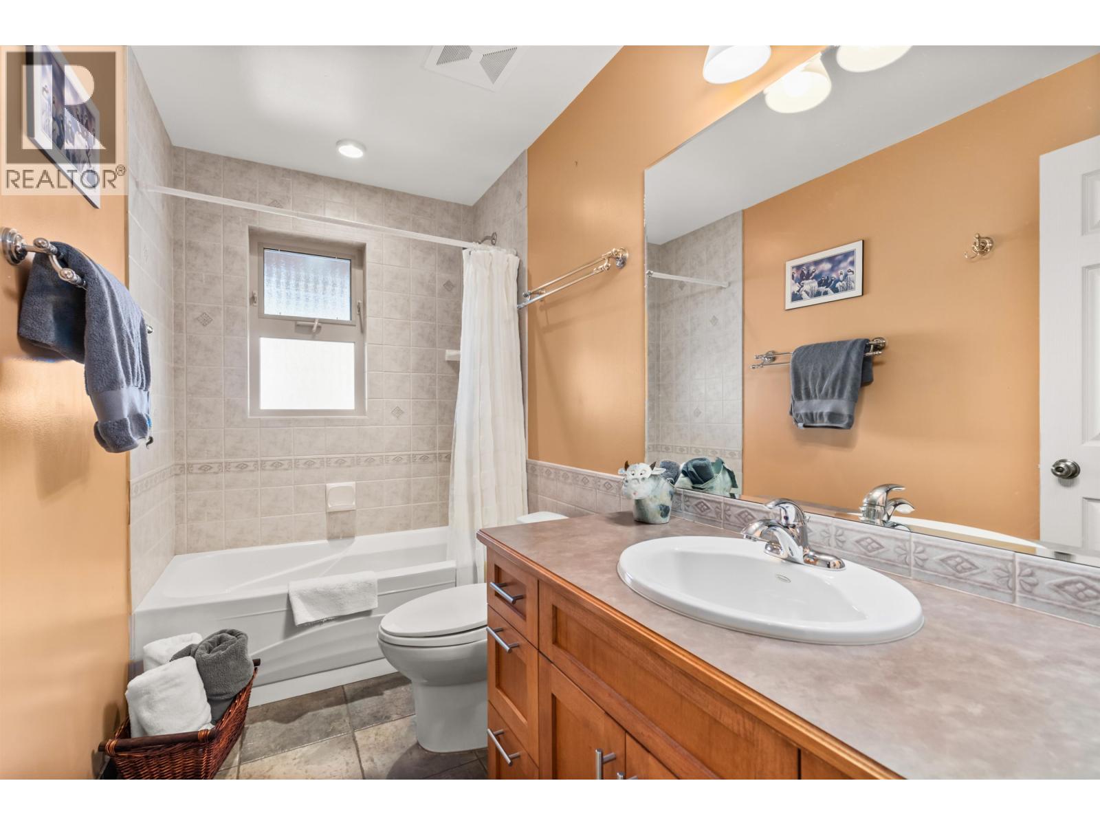 4266 ORCA ROAD, Garden Bay