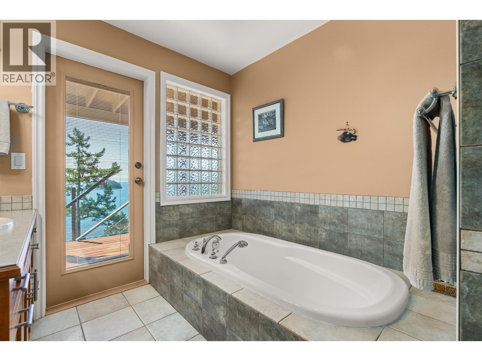 4266 ORCA ROAD, Garden Bay