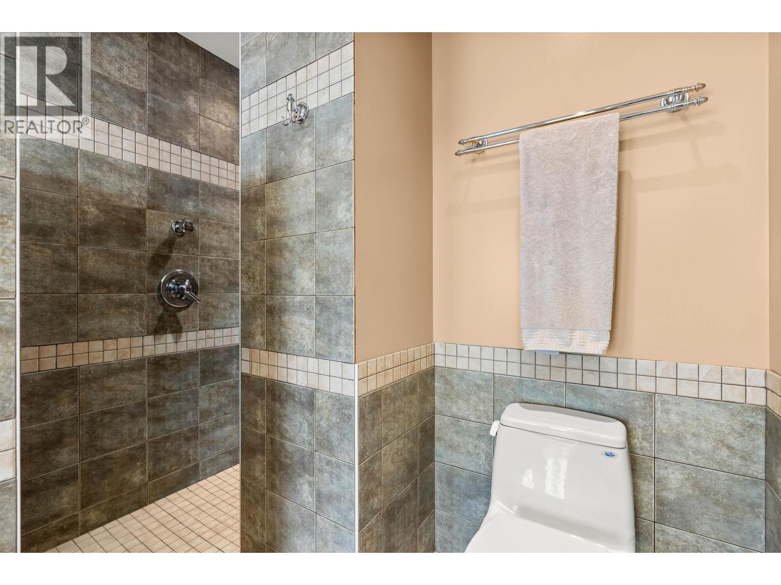 4266 ORCA ROAD, Garden Bay