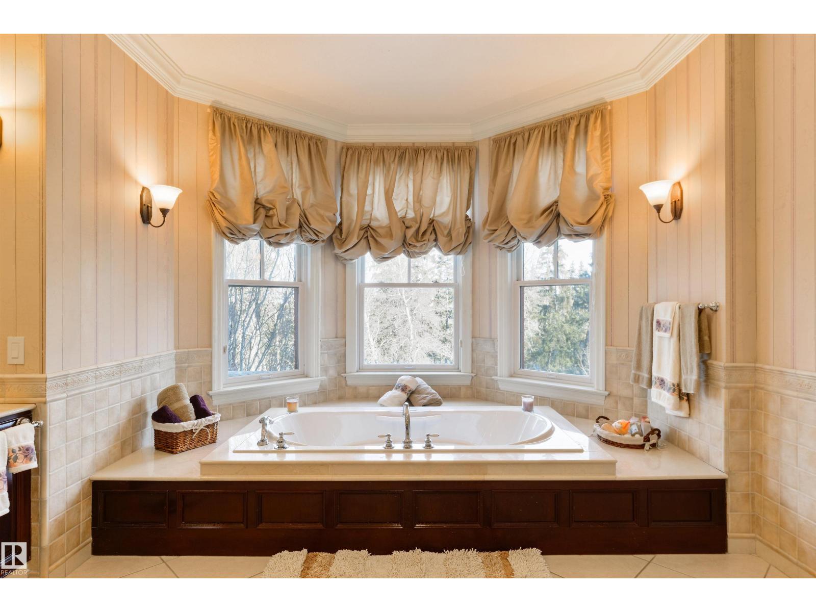 108 WESTBROOK DR NW - 44