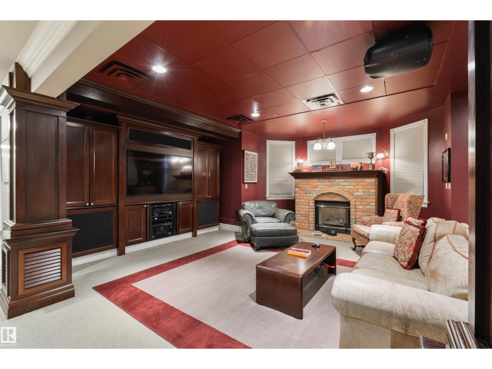 108 WESTBROOK DR NW - 63