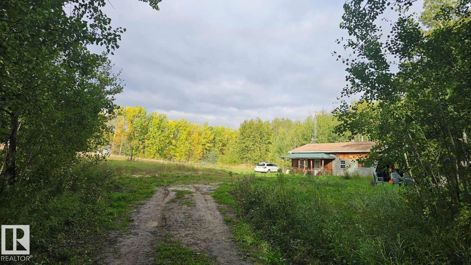 #6 2415 TWP ROAD 521 - 2
