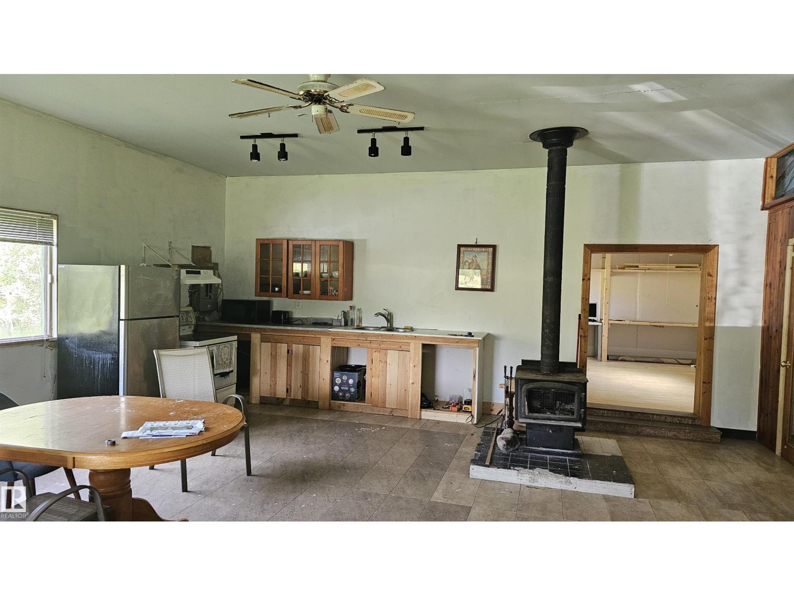 #6 2415 TWP ROAD 521, Rural Parkland County