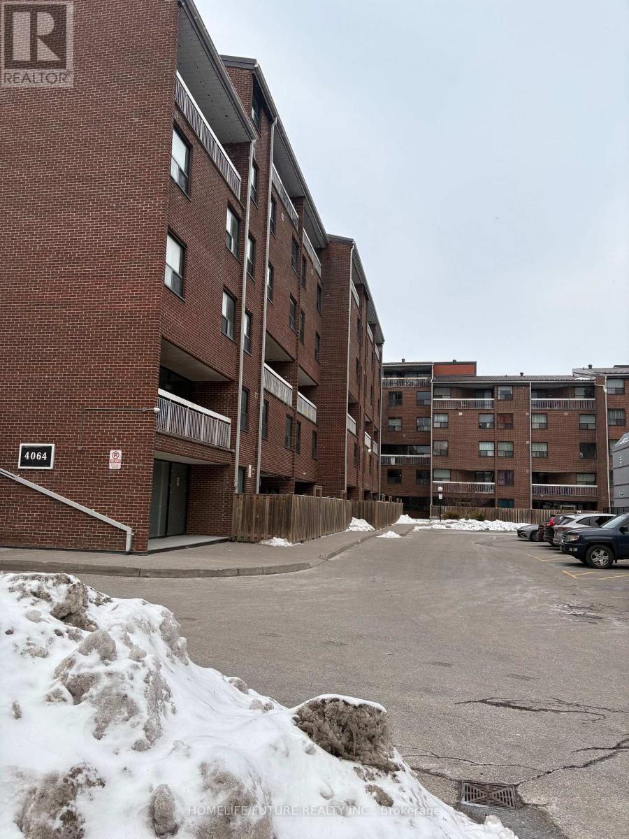 Listing photo of 210 - 4064 LAWRENCE AVENUE E