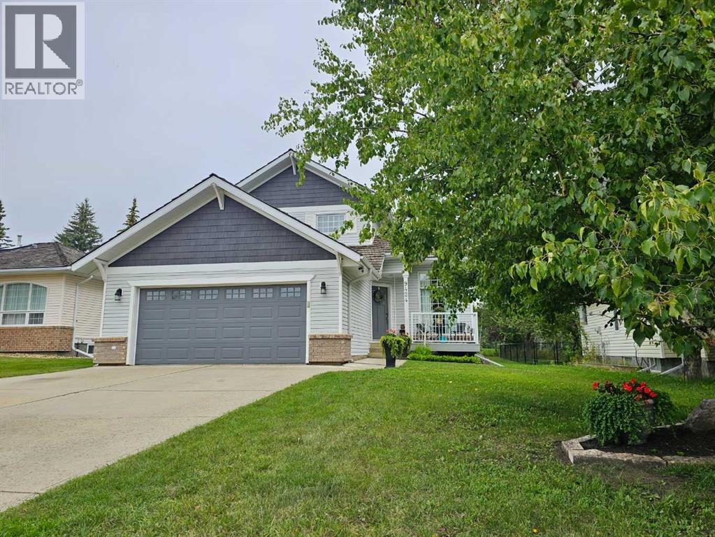 9424 Wedgewood Drive N - Photo 2 of 50, Wedgewood, Alberta