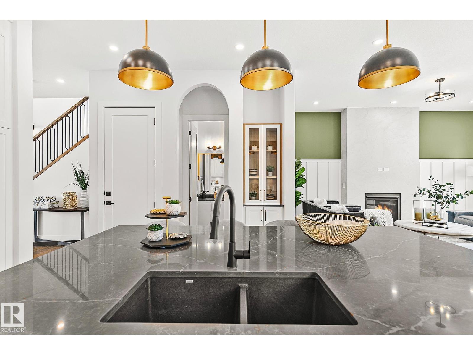 
          11238 61 Street NW
            <br/>
            <span>Edmonton</span>
            , 
            <span>AB</span>
             <span>T5W4A5</span>
         - Photo 10