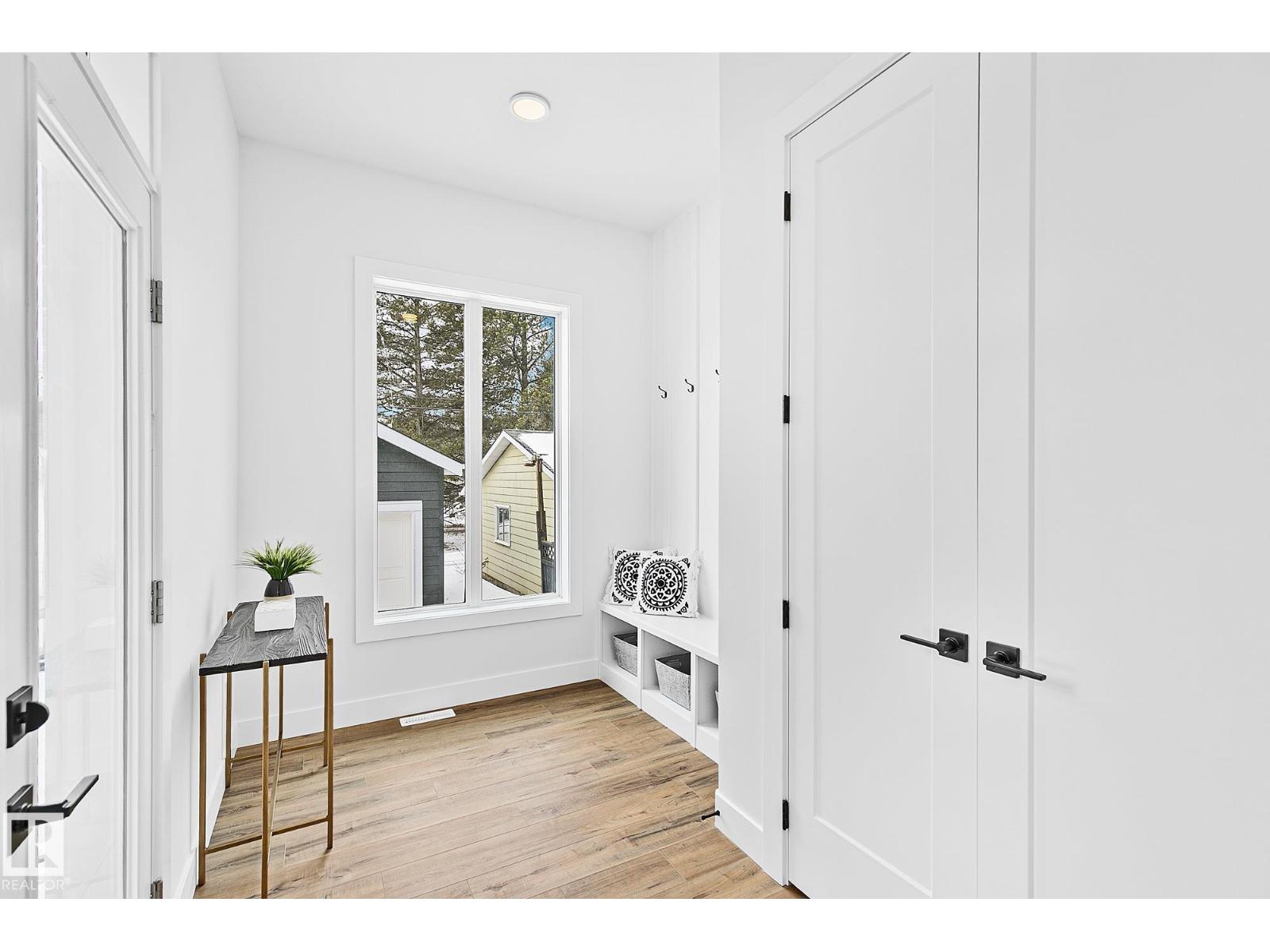 
          11238 61 Street NW
            <br/>
            <span>Edmonton</span>
            , 
            <span>AB</span>
             <span>T5W4A5</span>
         - Photo 19