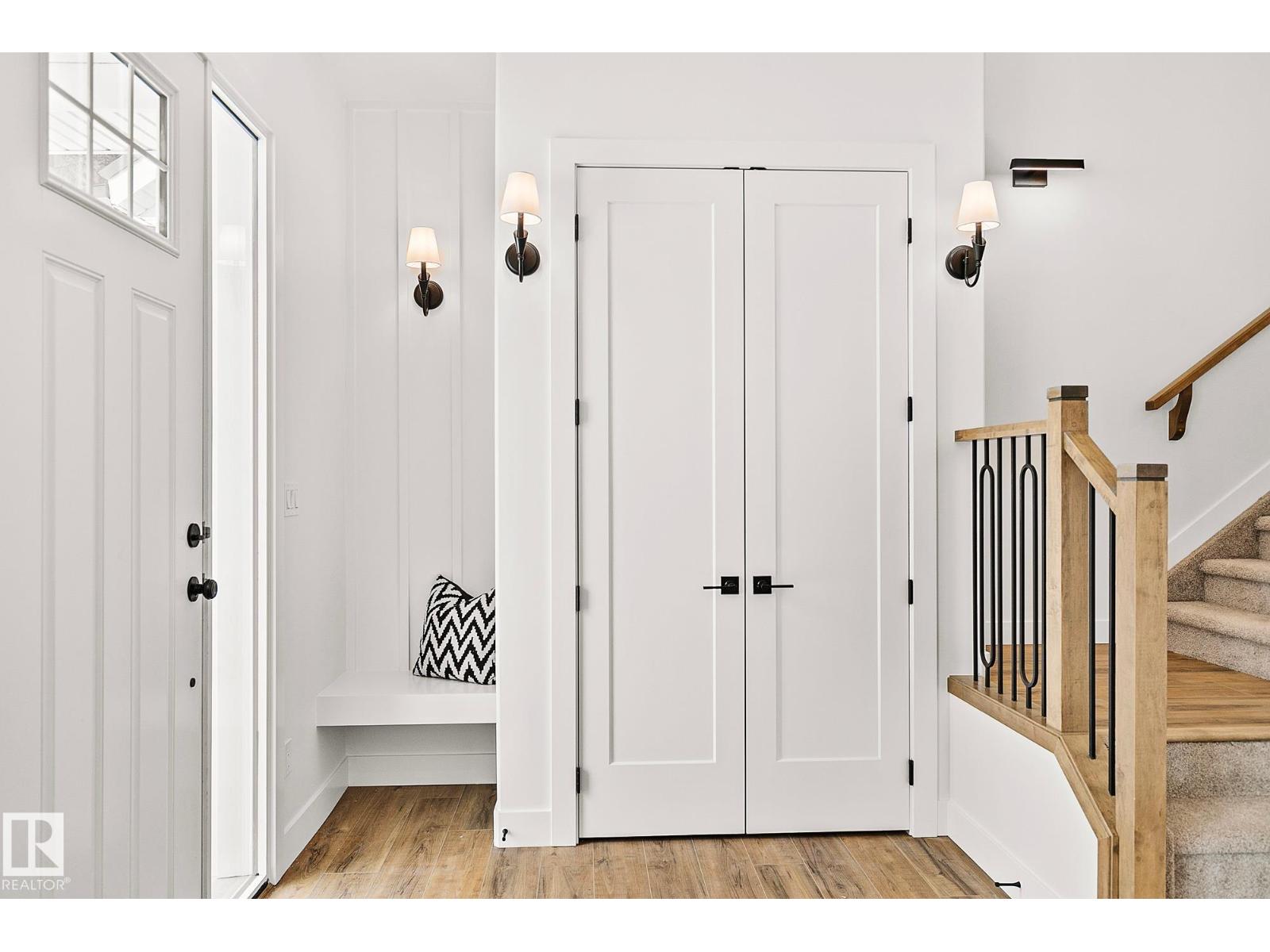 11238 61 ST NW - Photo 3 of 66, Edmonton, Alberta