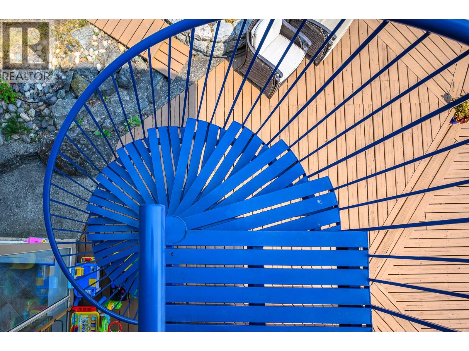 8180 Tronson Road, Vernon