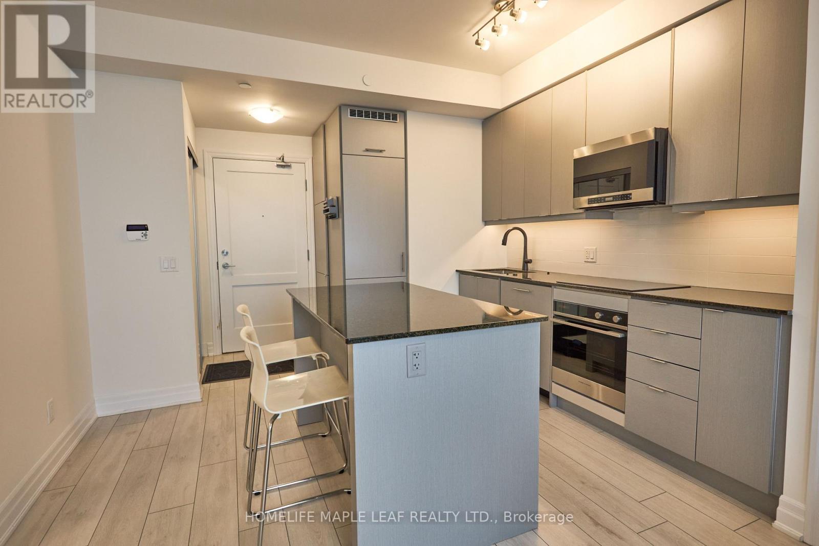 #3201 30 ELM DRIVE W - 9