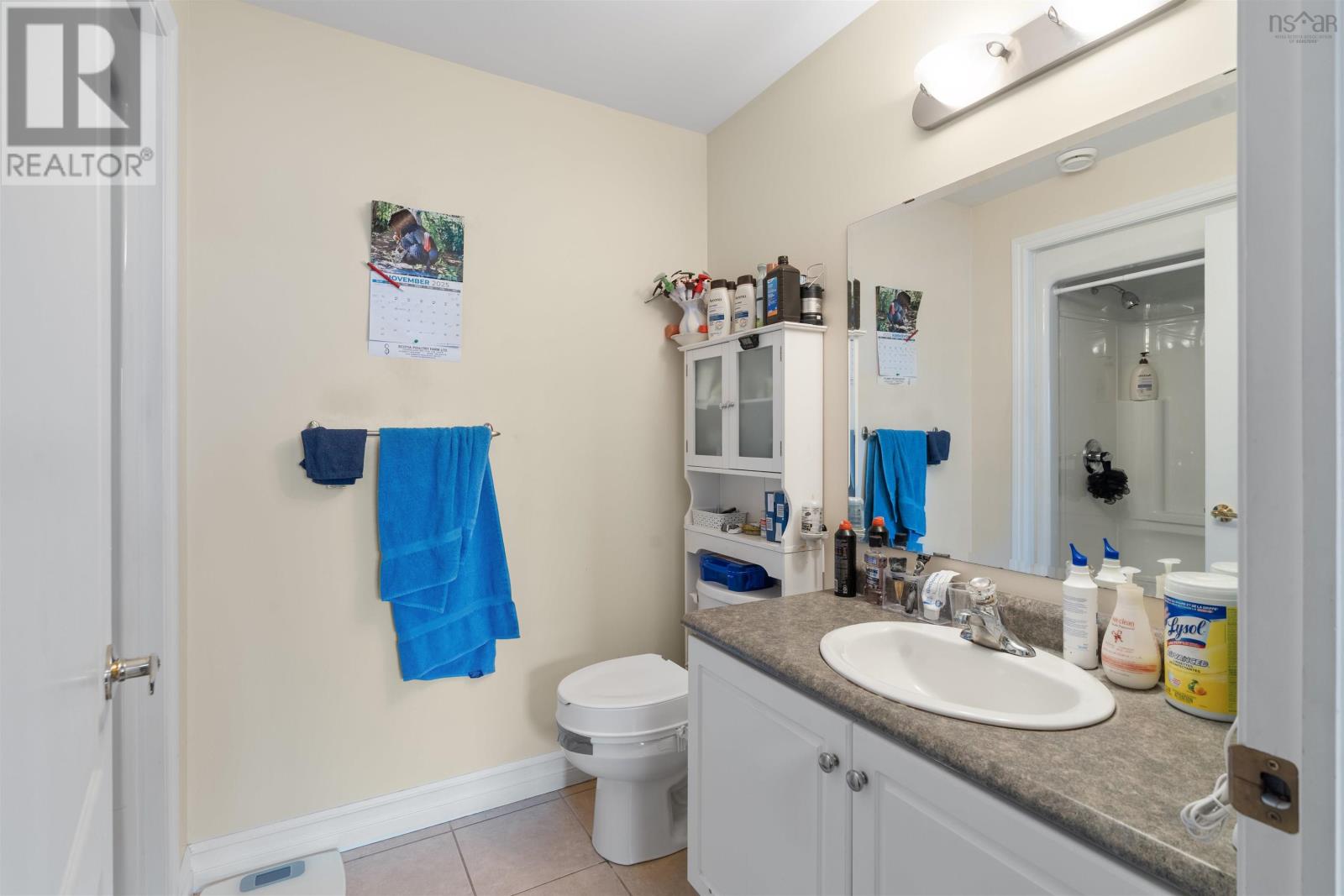 Property 34 of 41 of 211 52 Whitehall Crescent