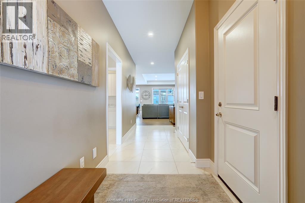 14 LUKAS DRIVE - Photo 5 of 49, Kingsville, Ontario