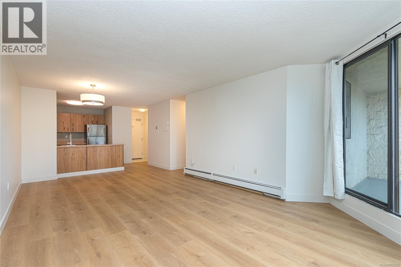 209 1745 Leighton Road, Victoria