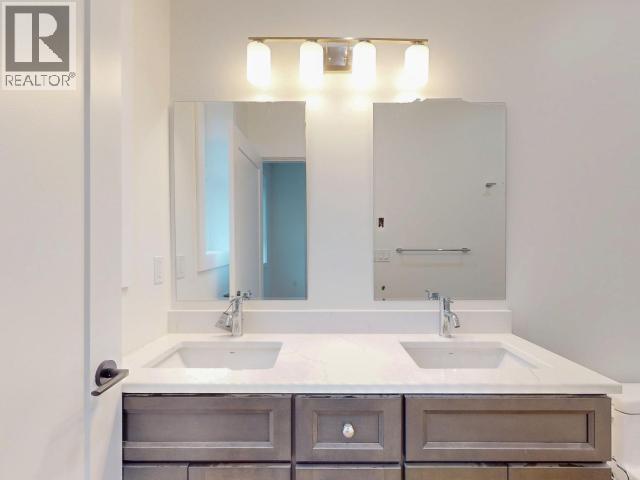 102-5191 MANSON AVE, Powell River