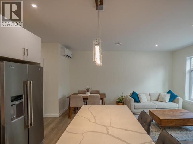 102-5191 MANSON AVE, Powell River