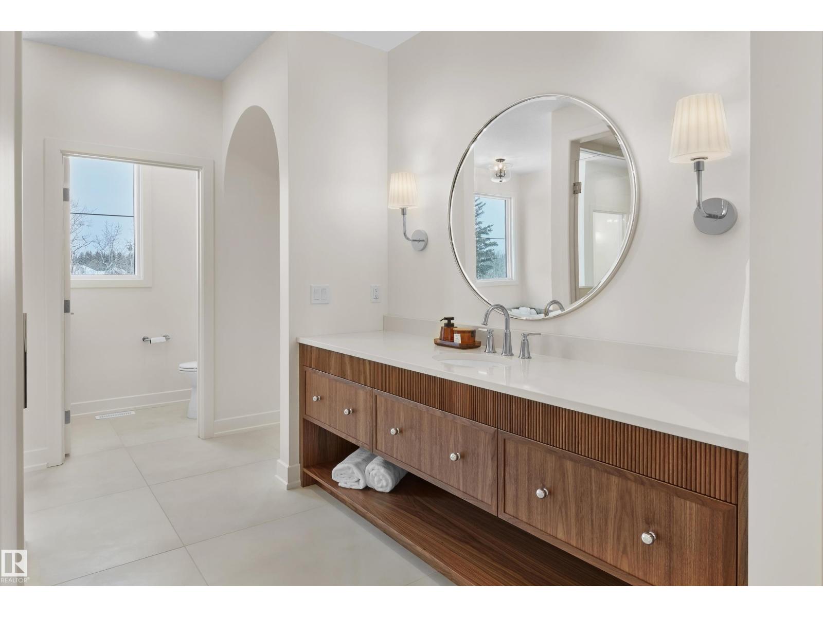 
          4183 CAMERON HEIGHTS PT NW
            <br/>
            <span>Edmonton</span>
            , 
            <span>AB</span>
             <span>T6M0S5</span>
         - Photo 21