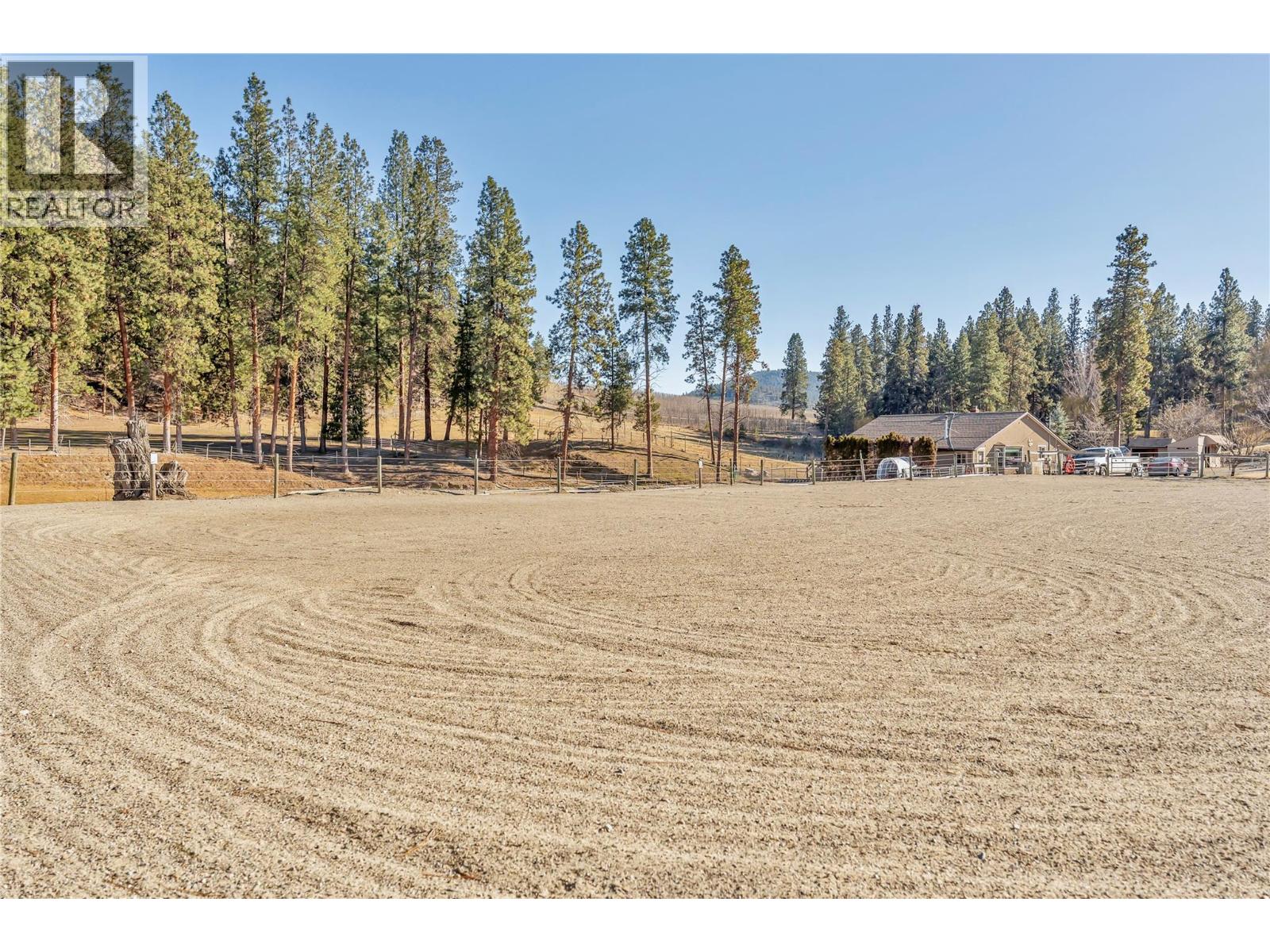5615 Simpson Road, Summerland