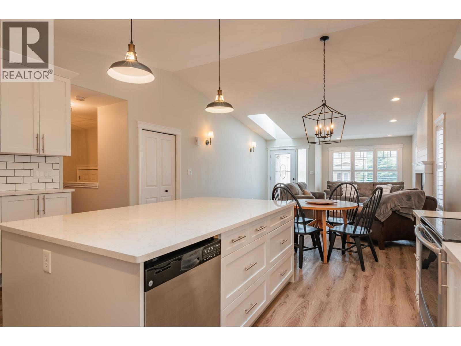 7981 BIRCHWOOD Drive, Trail